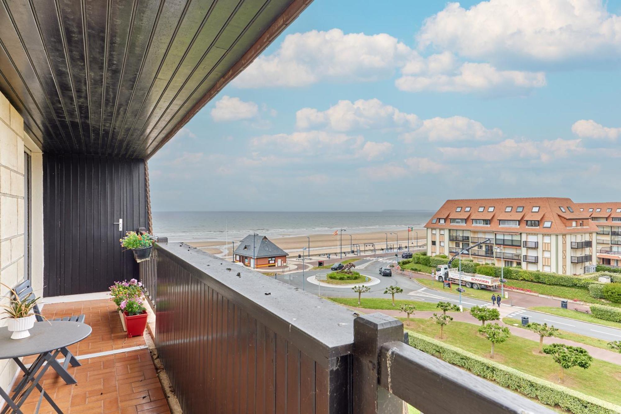 Le Plein Soleil - Appt Pour 6 Proche De La Plage Villers-sur-Mer Exteriör bild
